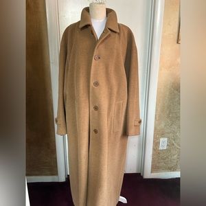 Giorgio Armani Le Collezioni overcoat.